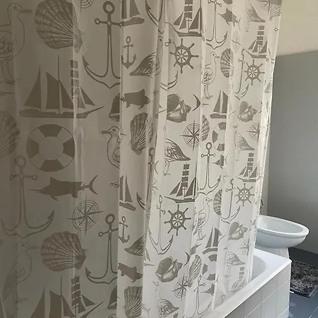 Housemarinello * Oliveri